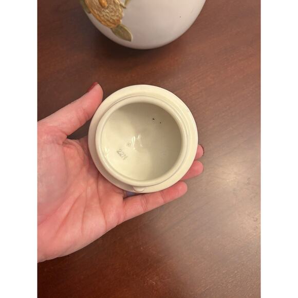 Metlox Sculptured Zinnia Coffee Pot With Lid POPPYTRAIL - Picture 5 of 12